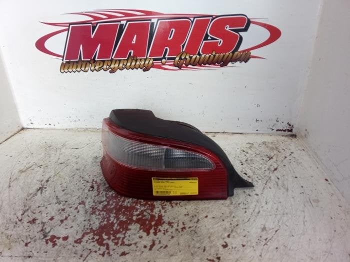 Feu arrière gauche d'un Citroen Saxo, Autos : Pièces & Accessoires, -, 3 mois de garantie, Utilisé, -