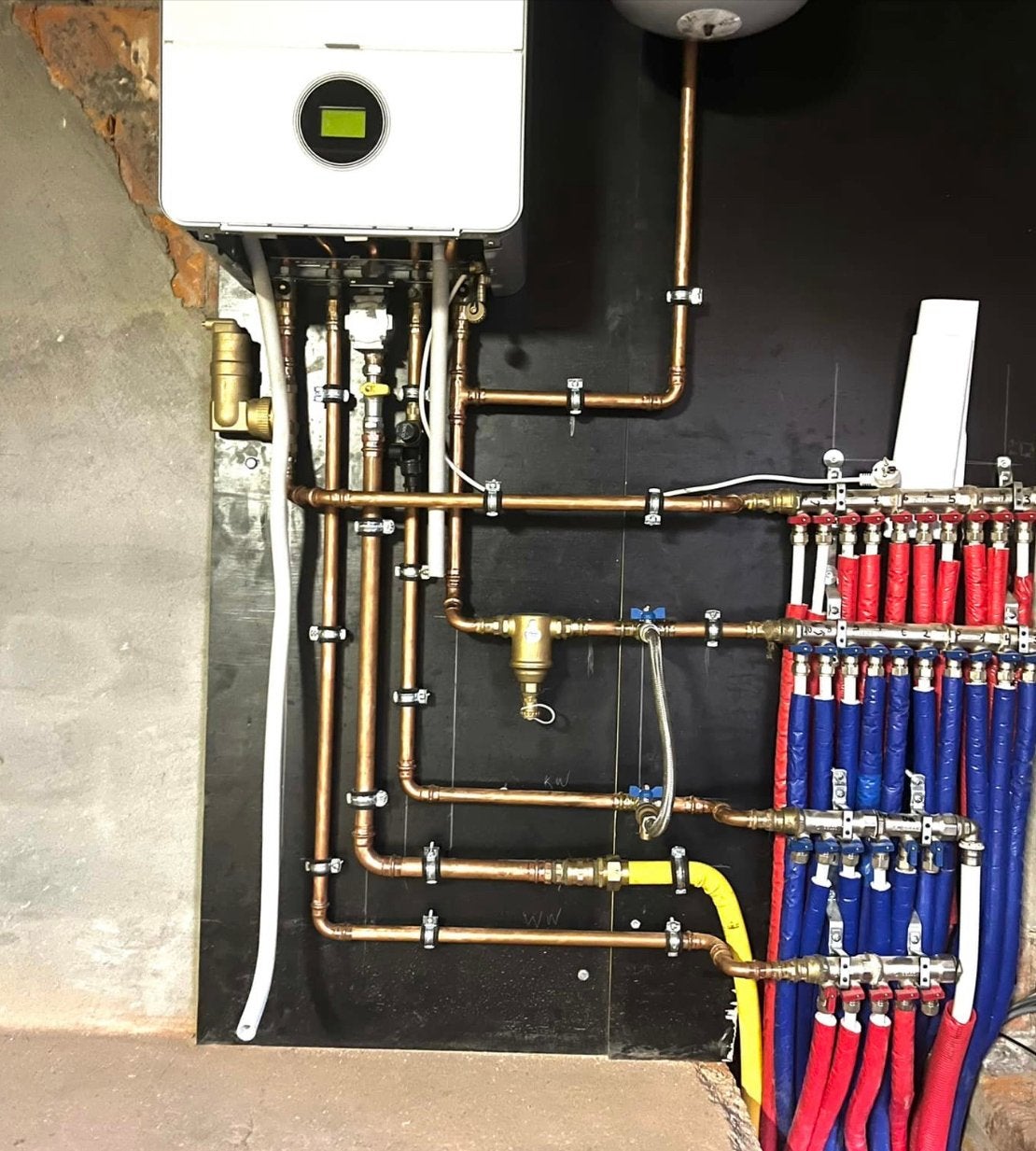 #Carreleur #plafonnage #maçonnerie #électricien 0494233901, Enlèvement ou Envoi