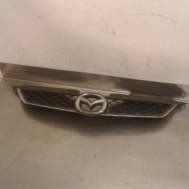 CALANDRE Mazda 5 (CR19) (01-2004/05-2010), Autos : Pièces & Accessoires, Utilisé, Mazda