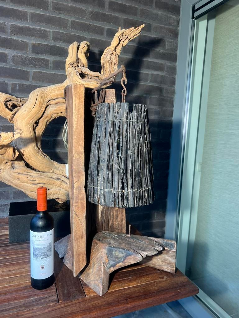 Prachtige lamp uit Tanzania, Ophalen