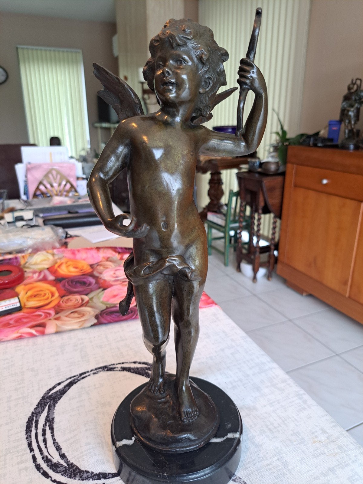 Amor Cupido bronzen beeld, Enlèvement, Bronze