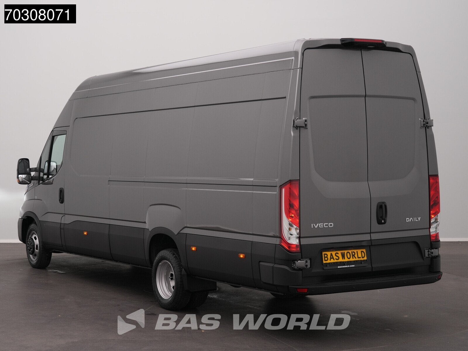 Iveco Daily 35C21 3.0L Automaat L3H3 Dubbellucht 210PK LED A, Autos, Neuf, Argent ou Gris, Achat, Euro 6