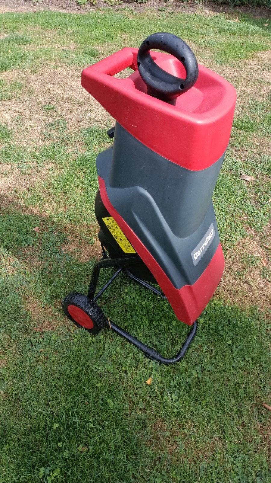 Broyeur de végétaux électrique Carrefour 2500 W – Ø 40 mm, Enlèvement, Électrique