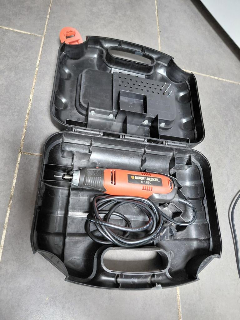 Outil multifonction Black & Decker RT650, Bricolage & Construction, Outillage | Outillage à main, Comme neuf, Enlèvement