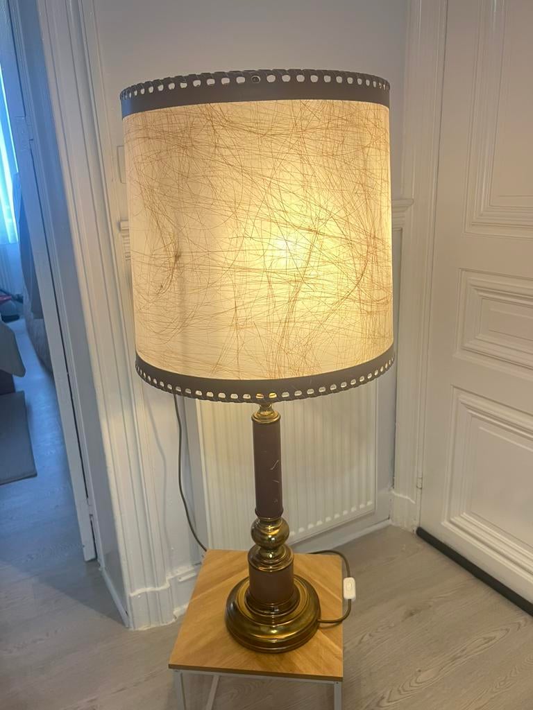 Lampe de table géante Hollywood Regency en cuir et laiton, Huis en Inrichting, Lampen | Vloerlampen, Ophalen, Zo goed als nieuw