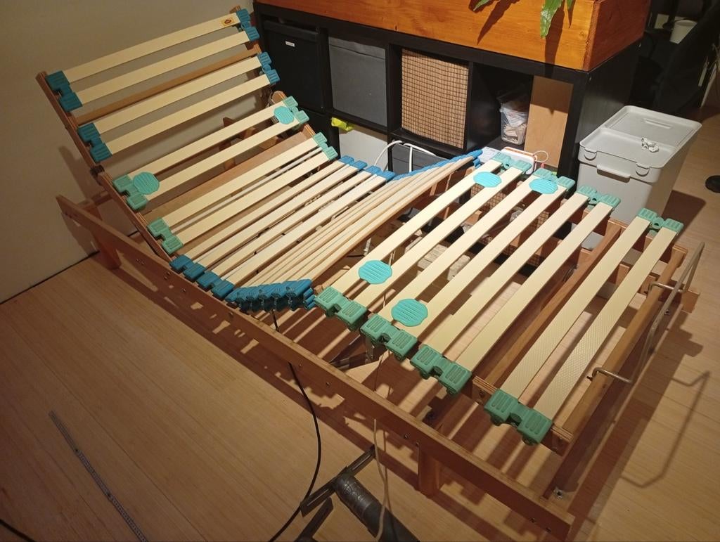 Dubbel bed 160cm x 200cm (2x 80cm x 200cm) - elektrisch, Ophalen