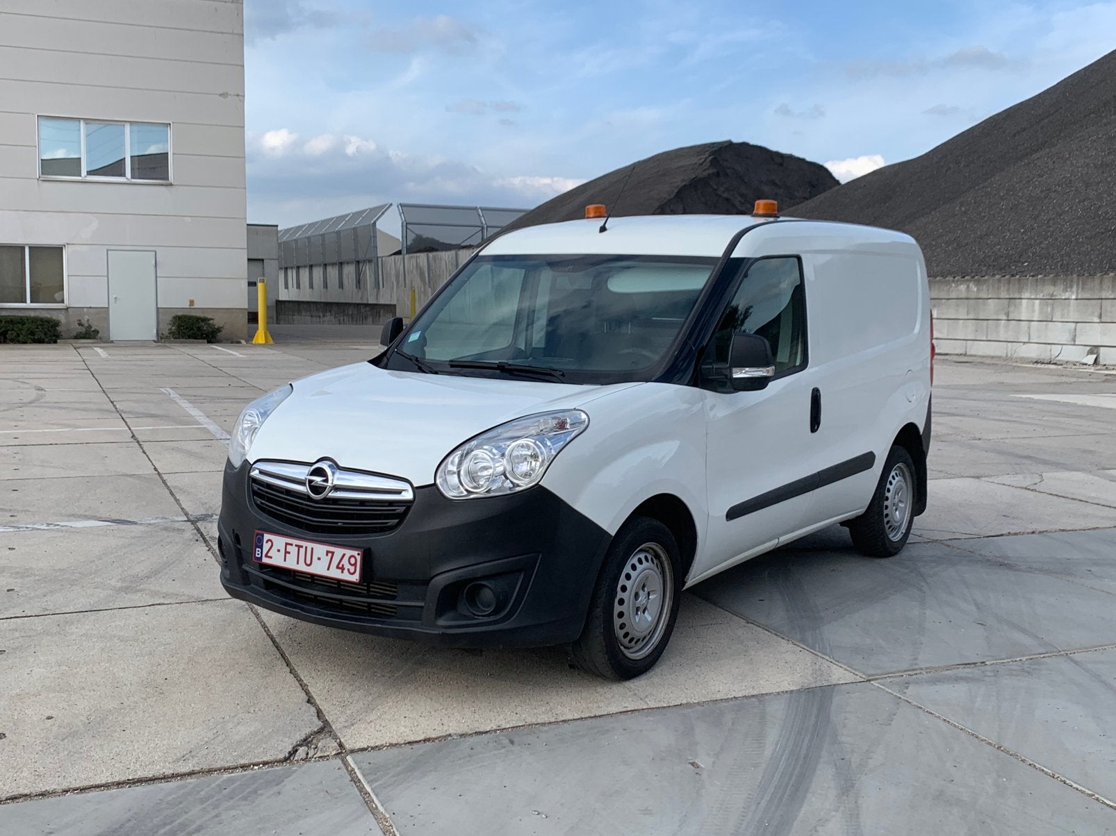 Opel Combo 1.4 benzine Turbo met CNG, Auto's, Bestelwagens en Lichte vracht, Voorwielaandrijving, 4 deurs, 4 cilinders, CNG (Aardgas)