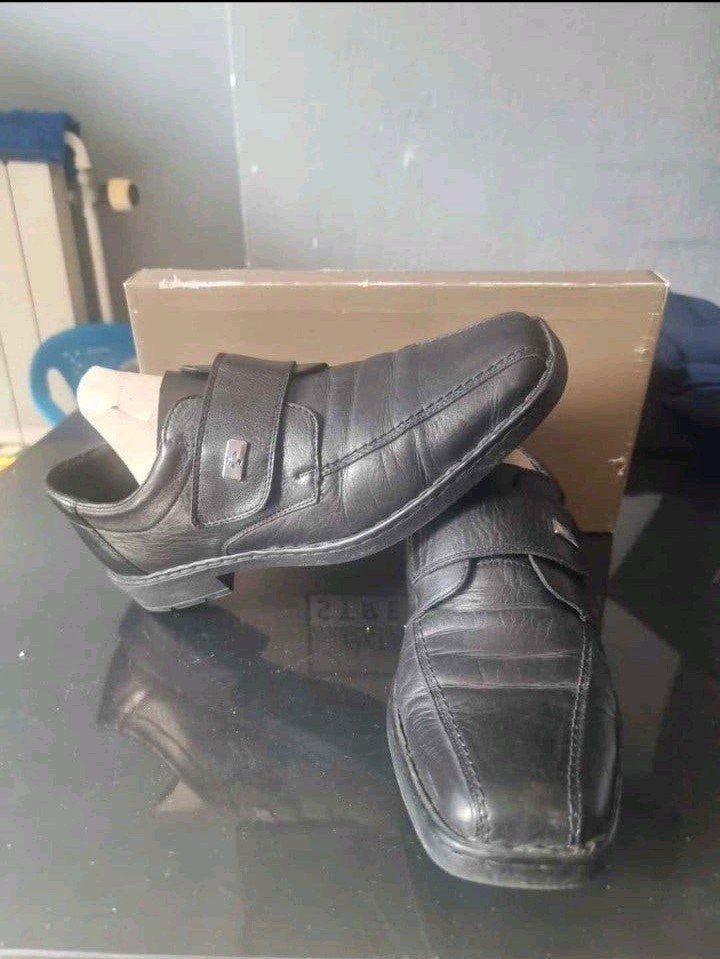 Chaussures Rieker vrai cuir p. 42, Enlèvement