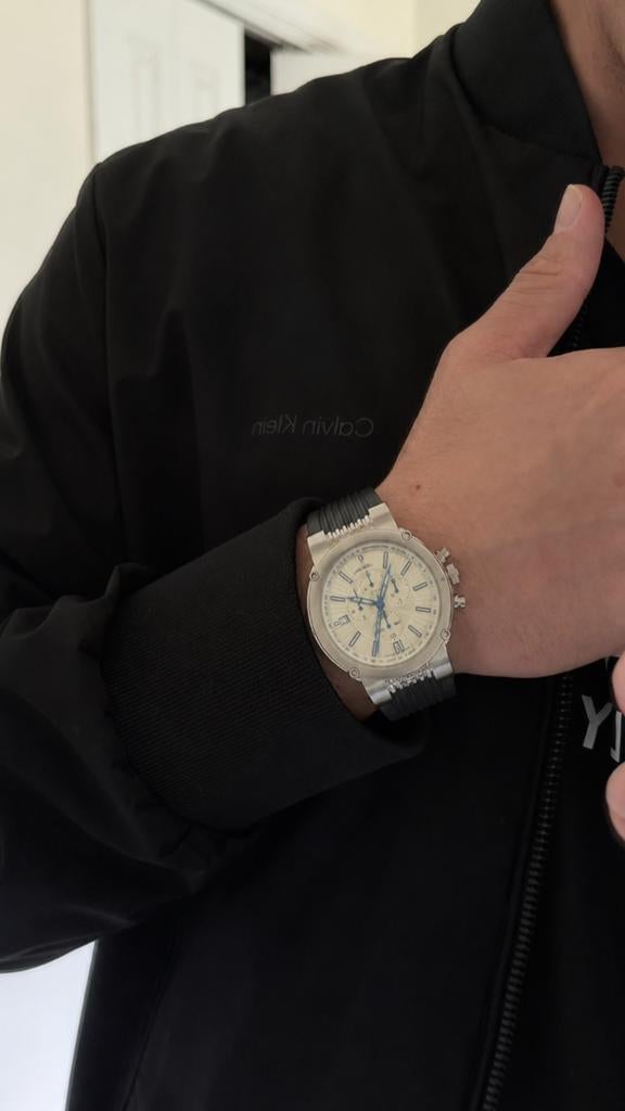 SUPER EXTREME ZELDZAME HORLOGE, Handtassen en Accessoires, Horloges | Dames, Ophalen of Verzenden, Zo goed als nieuw
