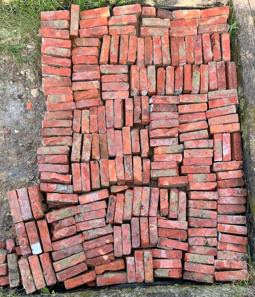 Anciennes briques de récupération 320 pièces/60 €, Enlèvement, Utilisé, Briques