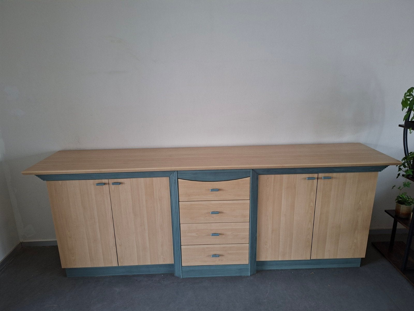 Gratuit. Meuble buffet, env. 2,50 x 50 x 50, Enlèvement, Utilisé
