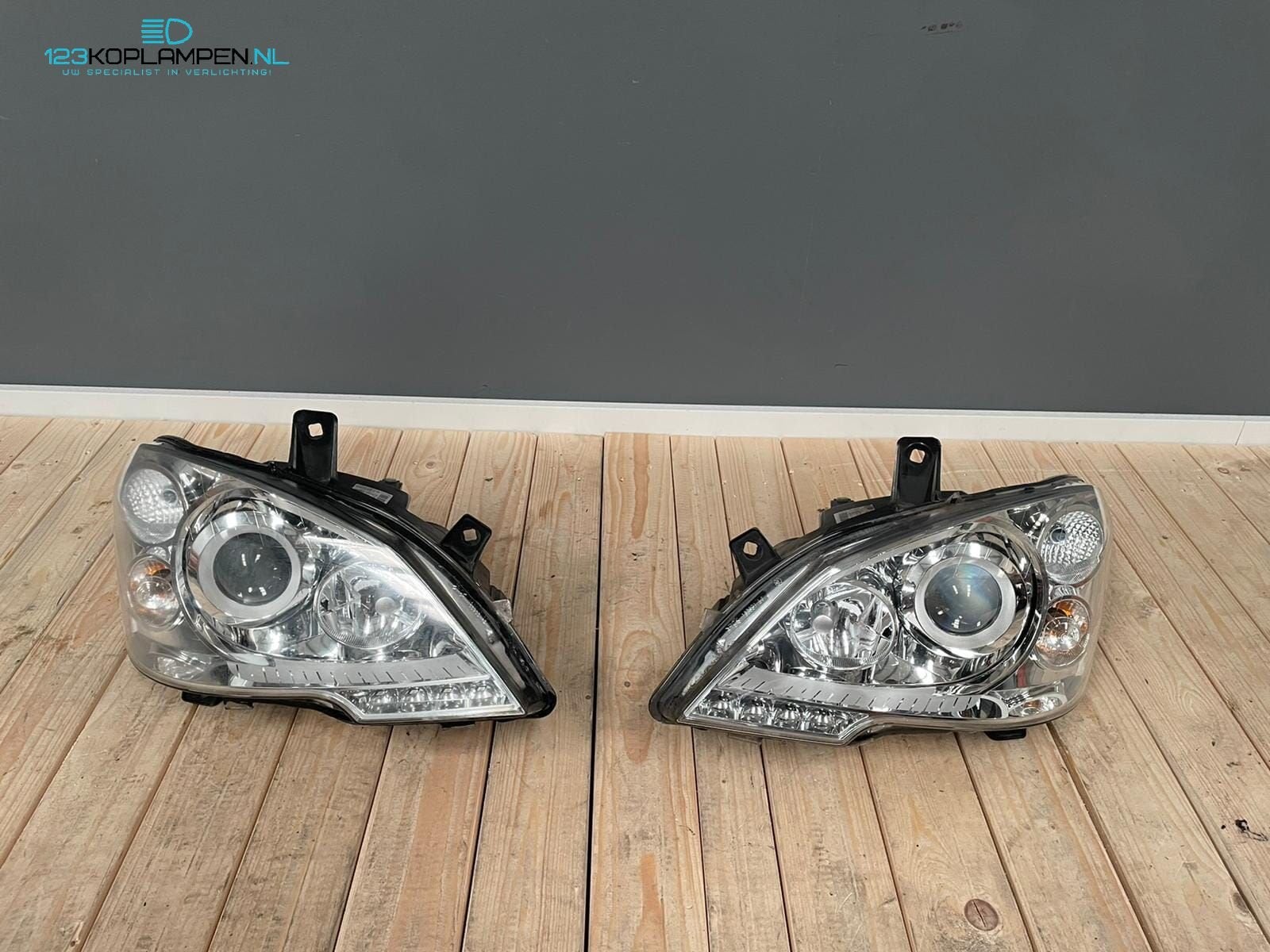 Mercedes Vito W639 facelift Xenon koplamp koplampen links re, Auto-onderdelen, Verlichting, Mercedes-Benz, Gebruikt, Ophalen
