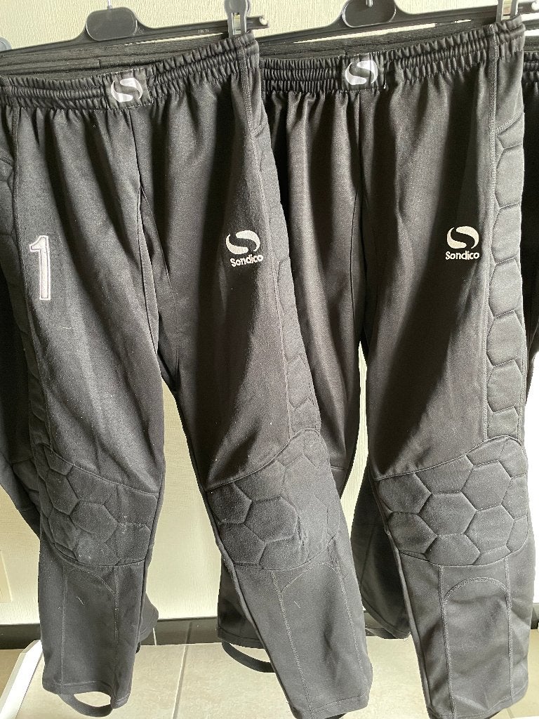 4 lange broeken voetbal - keeperbroeken - S, Sports & Fitness, Football, Taille S, Envoi, Utilisé, Pantalon