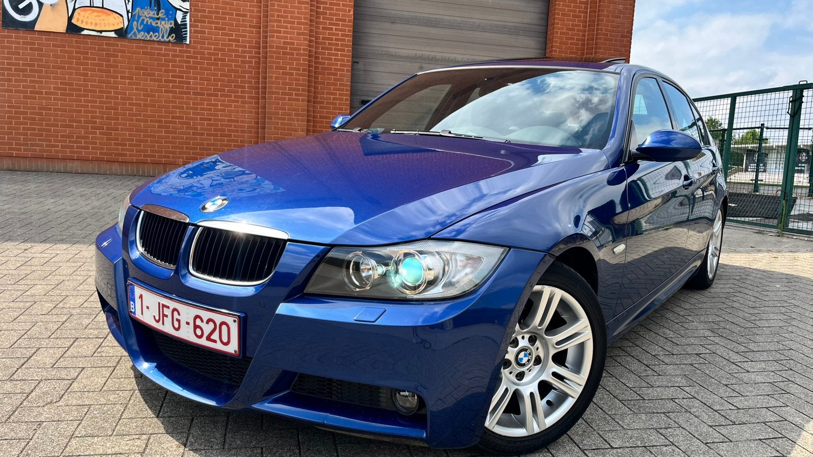BMW E90 318d M-Package en parfait état. 120000 km, Achat, 4 portes, Entreprise, Noir