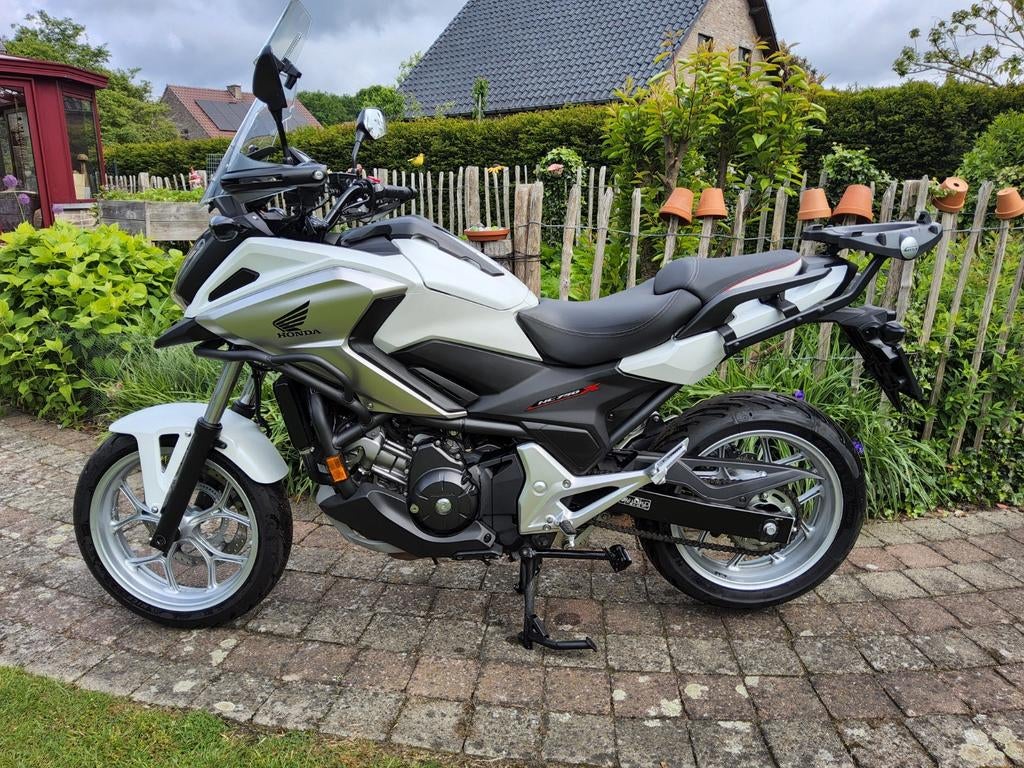 Honda NC750X DCT 2017  9200km !, Motoren, Particulier, Automaat