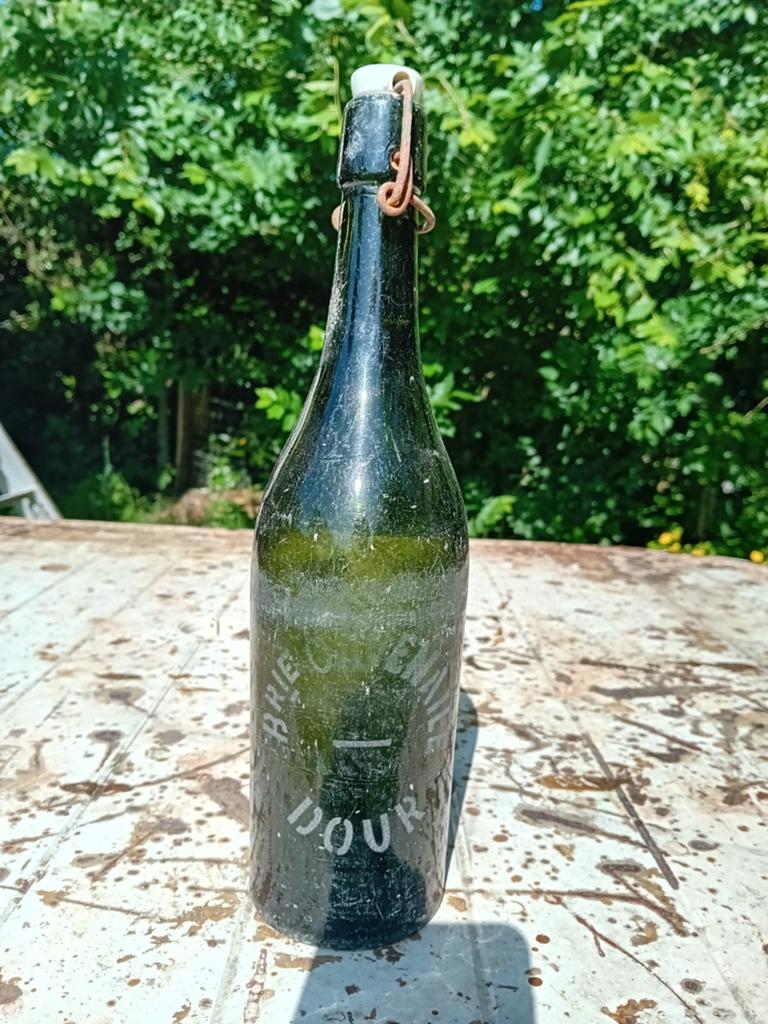 Oude vintage bierfles brouwerij Cavenaile Dour, Collections, Enlèvement ou Envoi