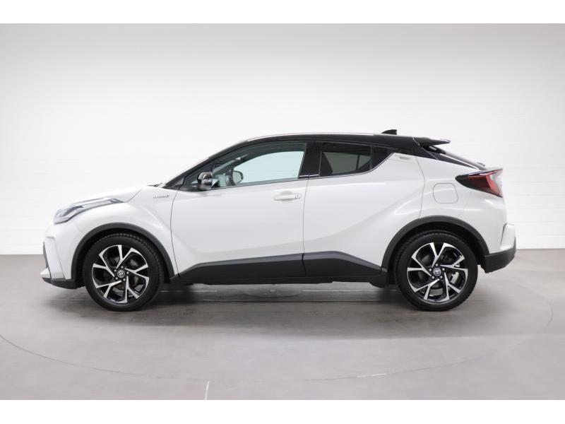 Toyota C-HR 1.8 Hybride C-LUB BI-TONE Toyota C-HR C-Lub 1.8, Automaat, Euro 6, https://public.car-pass.be/vhr/f2750410-b6ee-48dc-800f-38ad987cbfef