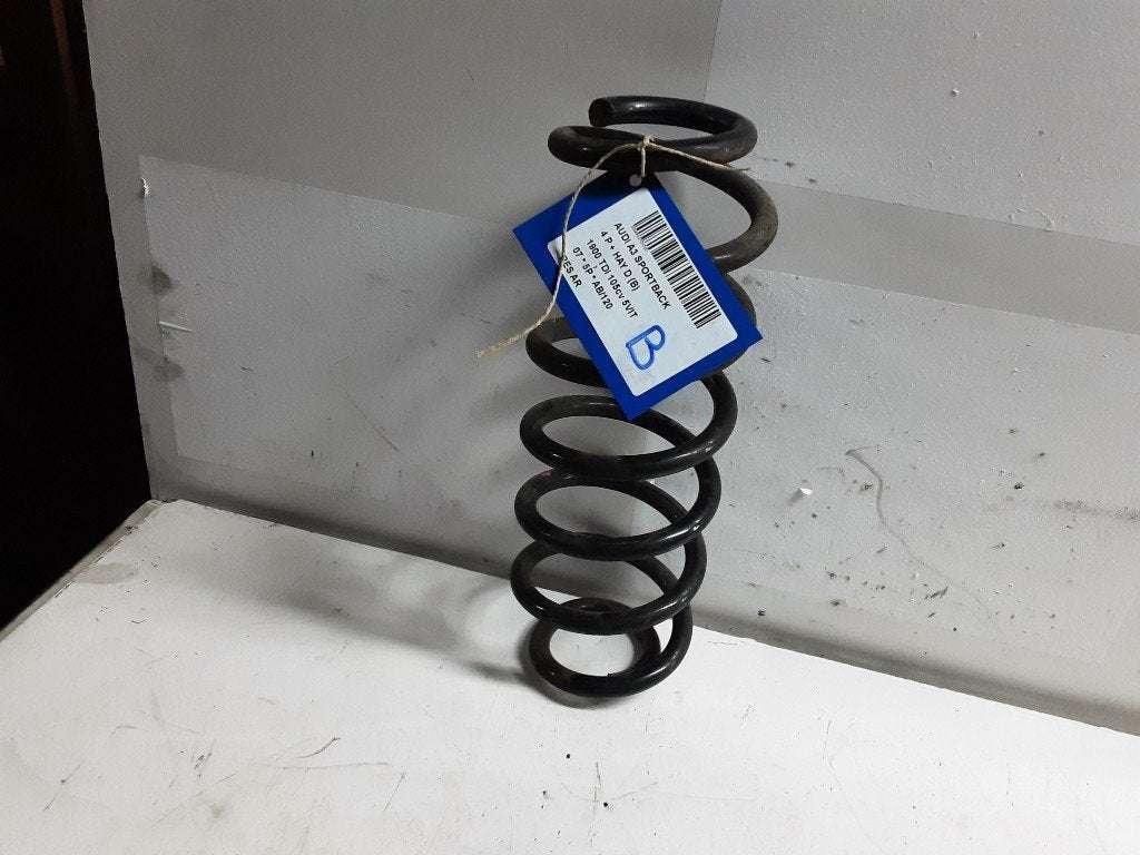 RESSORT DE SUSPENSION ARRIERE Audi A3 Sportback (8PA), Mevr. I. Hauben, Audi, Utilisé, Rue de l'Espoir 34 34
4030  GRIVEGNÉE, BE