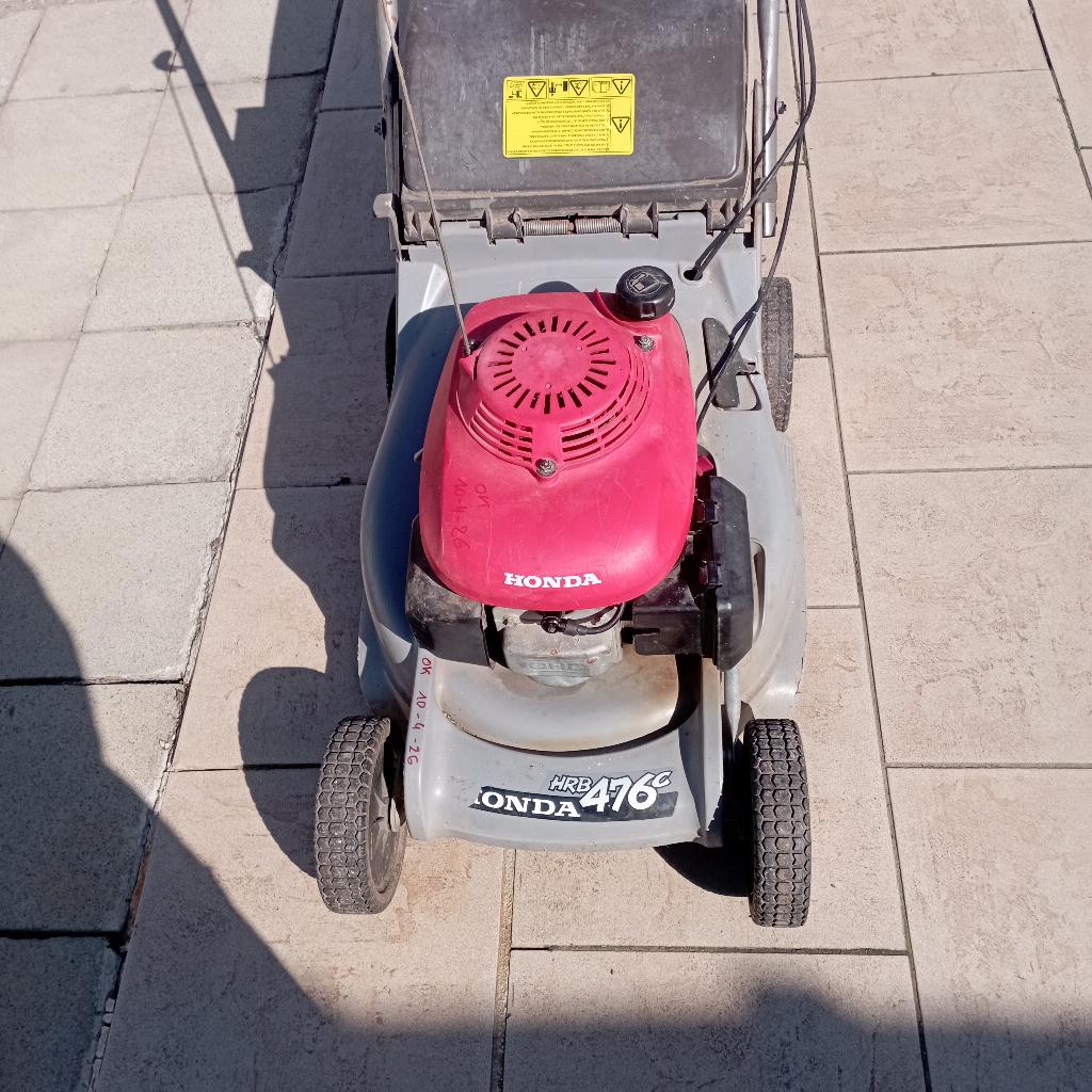 honda hrb 476 zelftrekker grasmaaier, Tuin en Terras, Grasmaaiers, Ophalen, Cirkelmaaier, Honda, Zo goed als nieuw