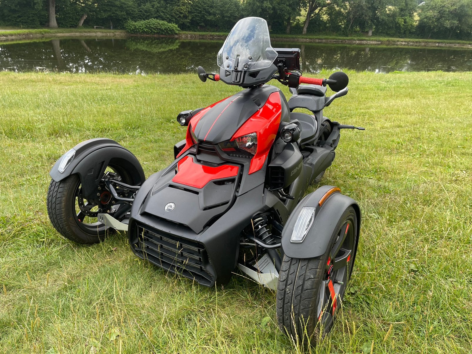 Can-Am Ryker 900 – 11.315 km (CarPlay, 101ch, Confort), Motos, 3 cylindres, 900 cm³