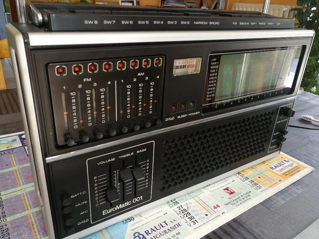 wereld radio Euromatic 001 uit Rusland,1977, Ophalen of Verzenden, Gebruikt, Radio