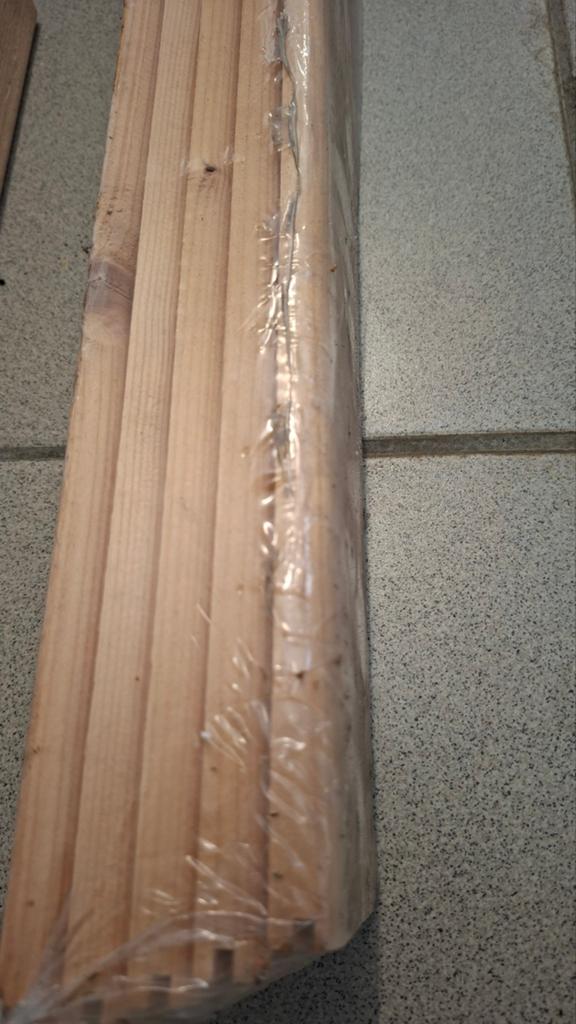 Nouveau : 5 plinthes en épicéa de 2,95 m (en paquet), Bricolage & Construction, Bois & Planches, Enlèvement, Épicéa