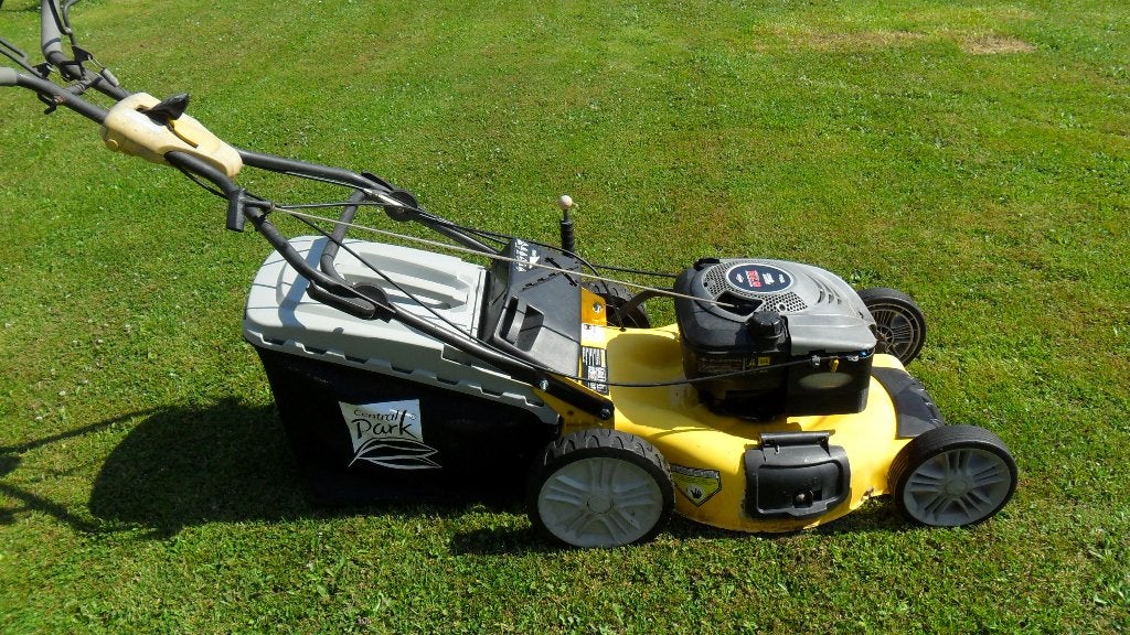 DRIE IN EEN GRASMACHINE, Jardin & Terrasse, Central park, Tondeuse rotative, Utilisé, Sac de ramassage