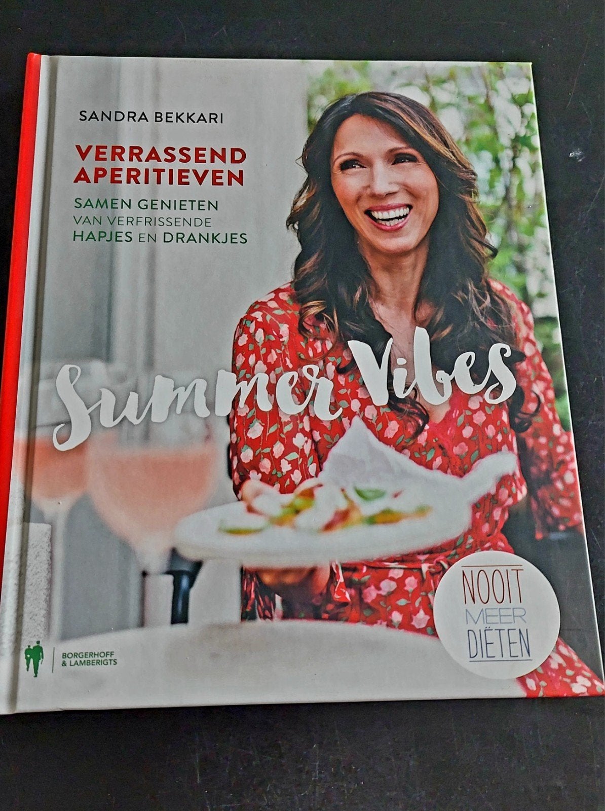 Verrassend aperitieven Sandra Bekkari, Enlèvement ou Envoi