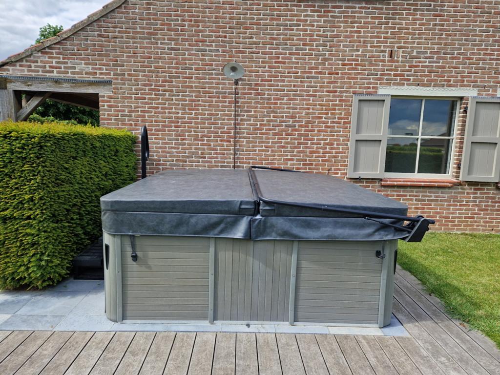 Myspa kingsize jacuzzi balboa ML551, Tuin en Terras, Ophalen, Gebruikt, Trap, Vast