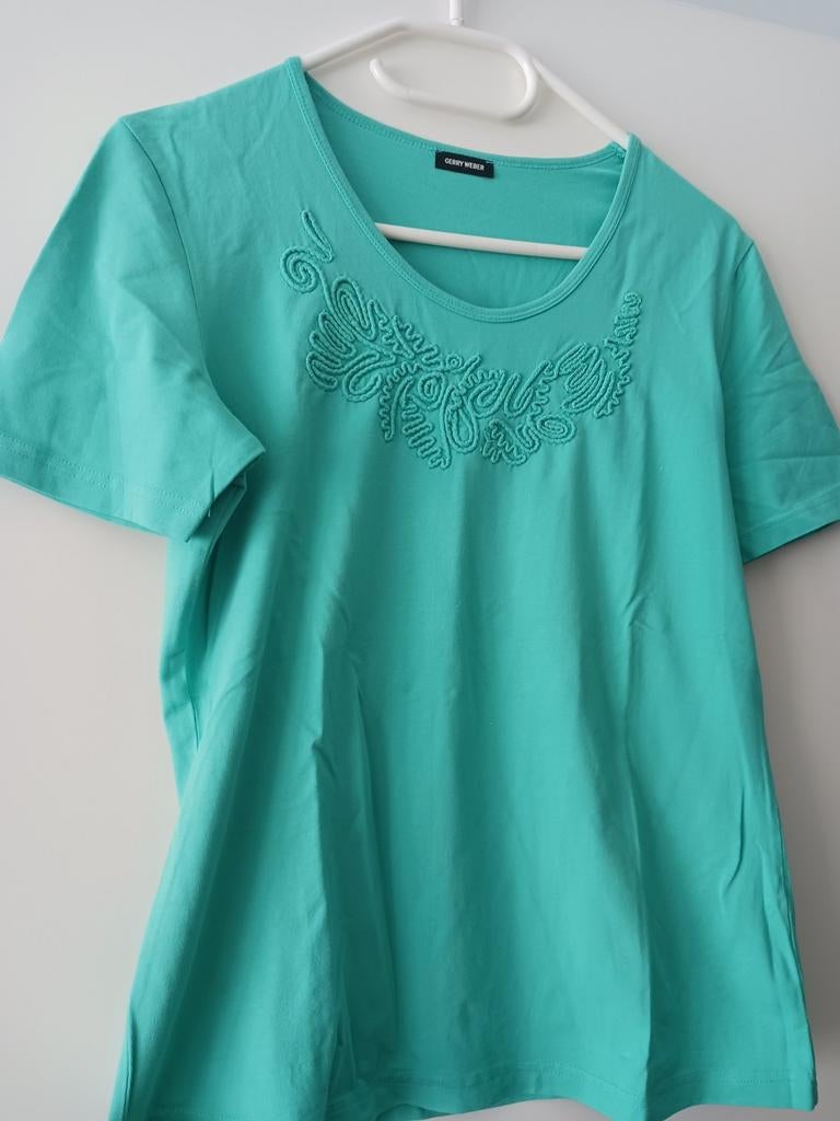 Groene t-shirt merk Gerry Weber te koop. Maat L, Kleding | Dames, T-shirts, Ophalen, Maat 42/44 (L)
