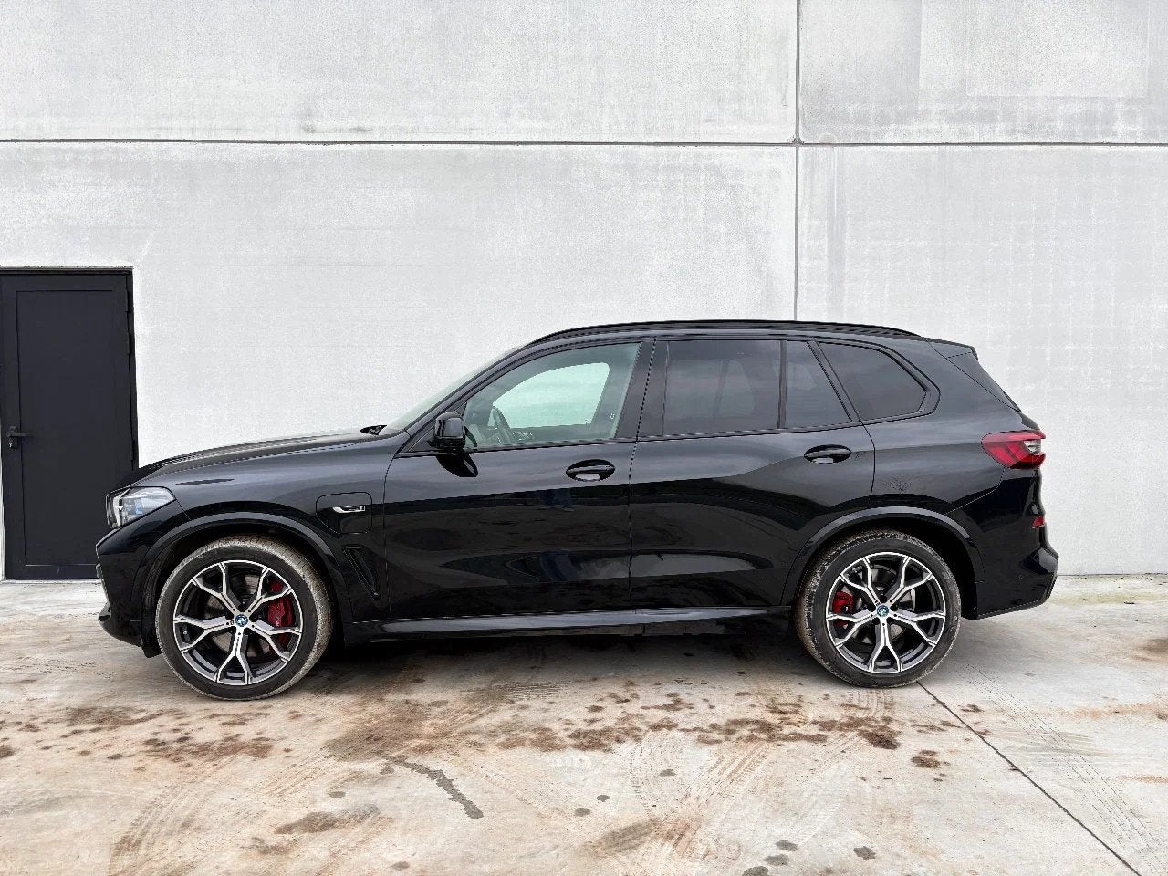 BMW X5 X5 45e xDrive | M-Pack (année de construction 2022), Autos, BMW, Cuir, Achat, Entreprise, 5 portes