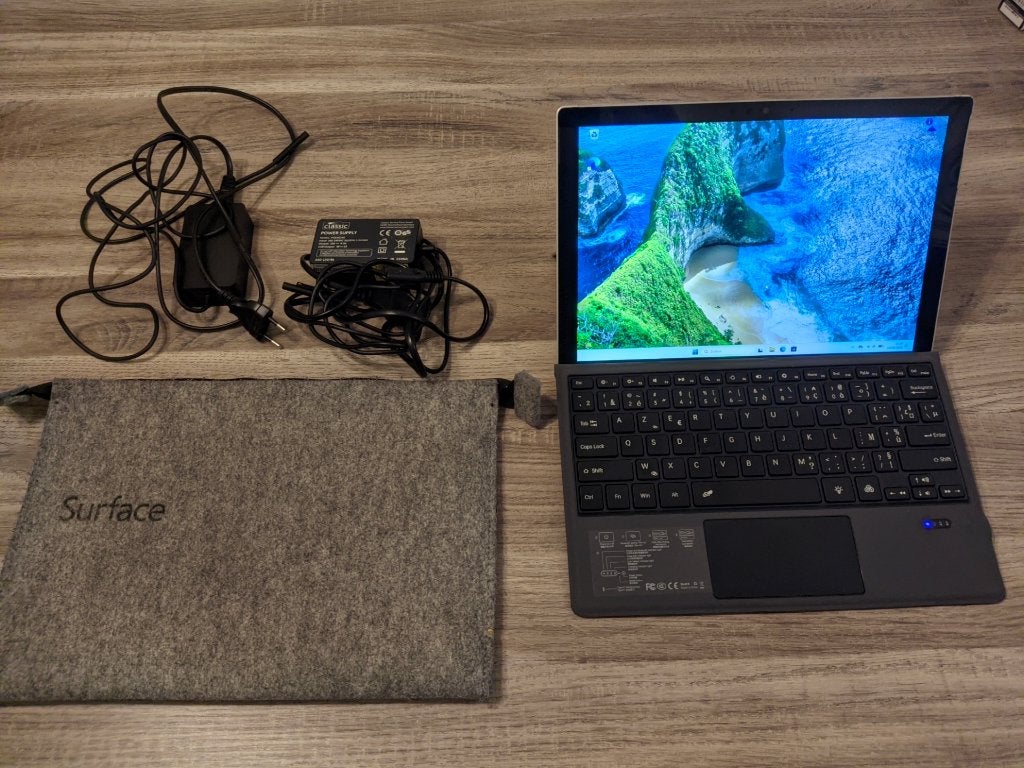 Surface Pro (5e generatie), Informatique & Logiciels, 12 pouces, 8 GB, Avec écran tactile, Utilisé