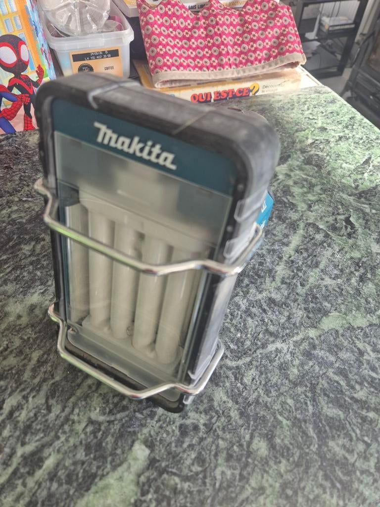 Makita bml360 spot, Doe-het-zelf en Bouw