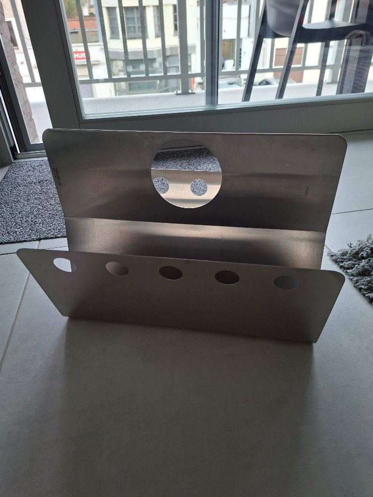 Krantenhouder inox " blomus", Maison & Meubles, Plusieurs compartiments, Métal, Porte-revues, Comme neuf