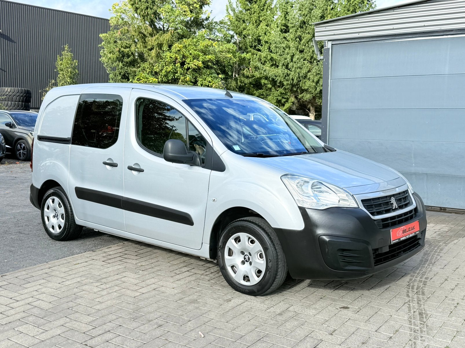 Peugeot Partner 1.6HDi Lichtevracht 3PL Airco Euro6b 1j gar, Voorwielaandrijving, Euro 6, Bedrijf, Te koop