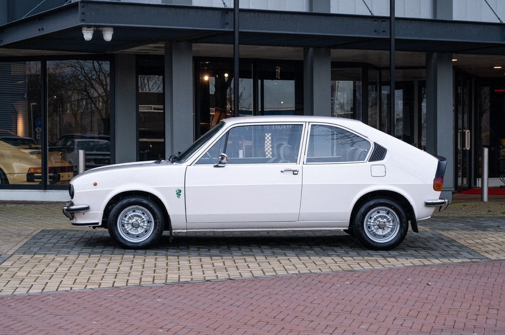 Alfa Romeo Alfasud 1.2 Ti, Autos, 80 ch, Entreprise, Boîte manuelle, Autres couleurs