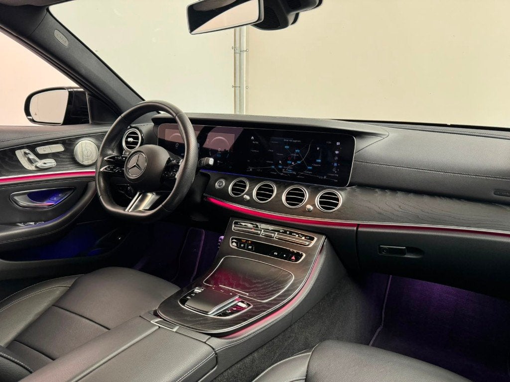 Mercedes-Benz E 300de PHEV AMG *BURMESTER*PANO*360CAM, Autos, Cuir, Achat, Euro 6, Entretenue par le concessionnaire