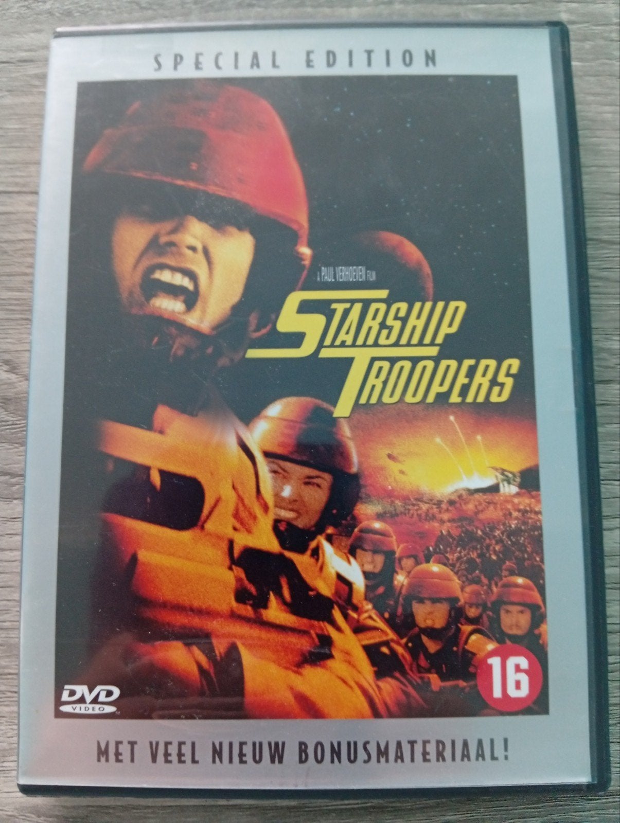 DVD de science-fiction Starship Troopers Casper Van Dien, CD & DVD, DVD | Science-Fiction & Fantasy, Enlèvement ou Envoi, Anglais