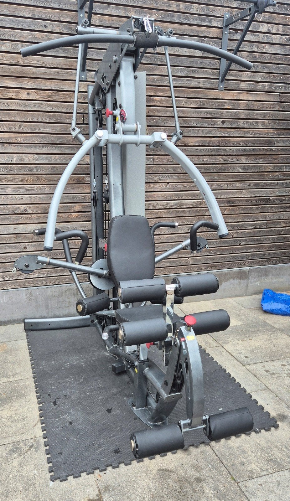 Krachtstation Body Solid Fusion 600, Sport en Fitness, Ophalen, Benen, Krachtstation, Zo goed als nieuw