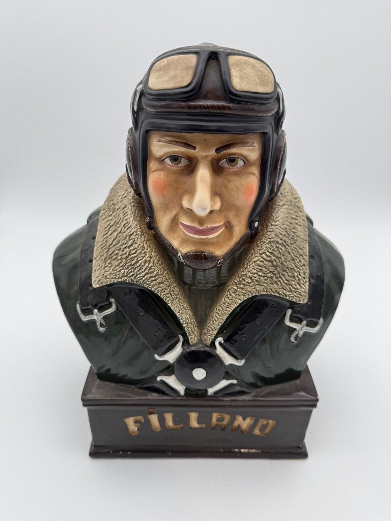 Reclamebuste van een gevechtspiloot - "Fillano Sportswear", Antiek en Kunst, Ophalen of Verzenden