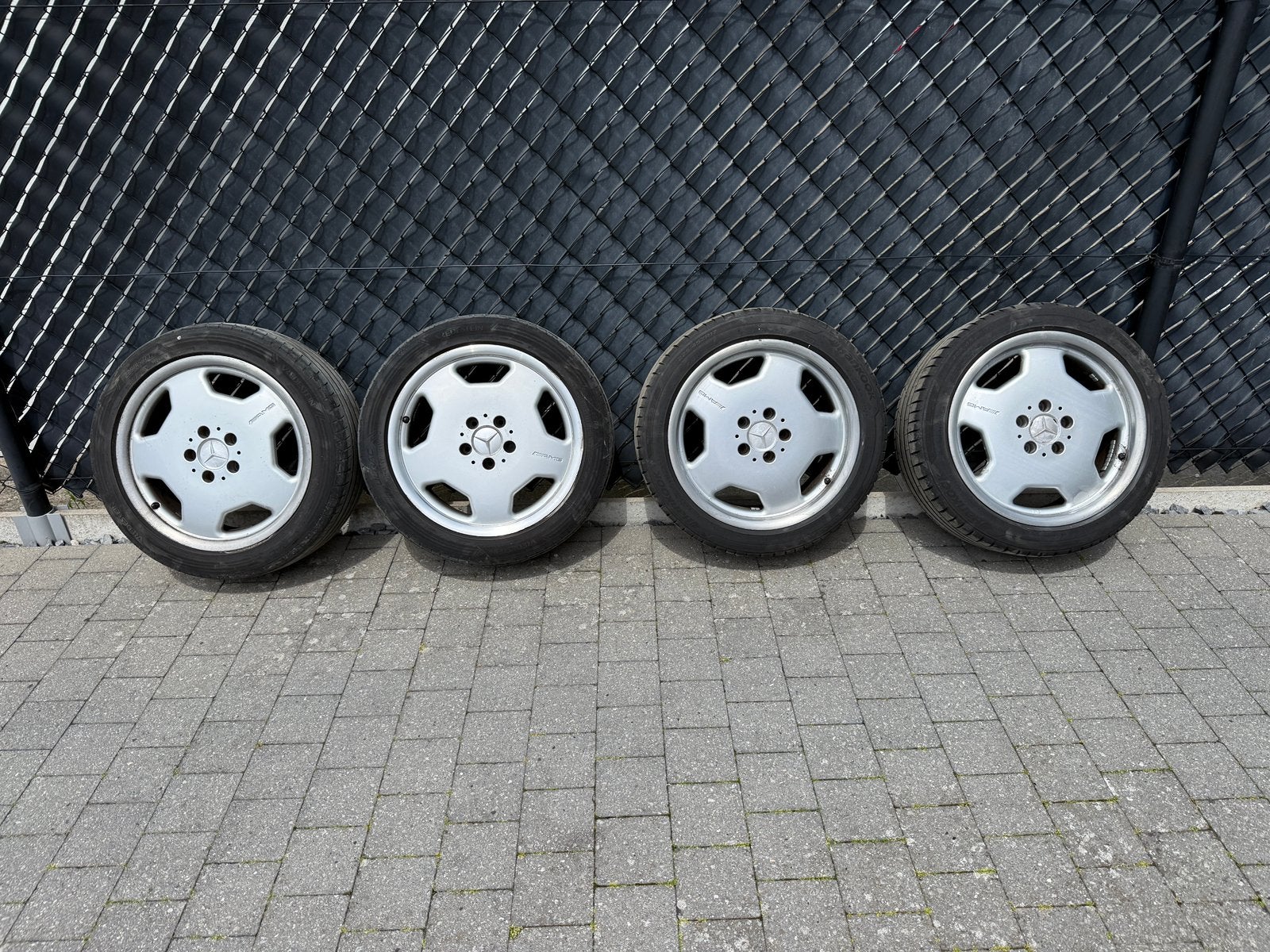 Kit de largeurs monoblocs Mercedes Amg, Autos : Pièces & Accessoires, Enlèvement, 17 pouces, Pneu(s)