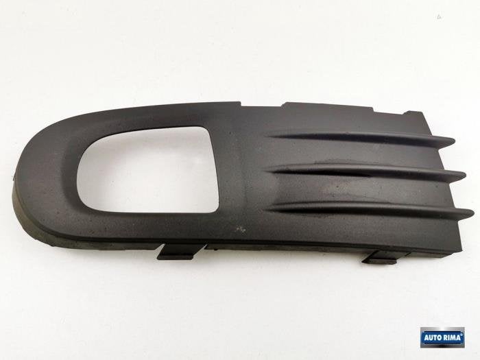Plaque de protection feu antibrouillard droit d'un Volvo V50, -, 3 mois de garantie, Utilisé, -
