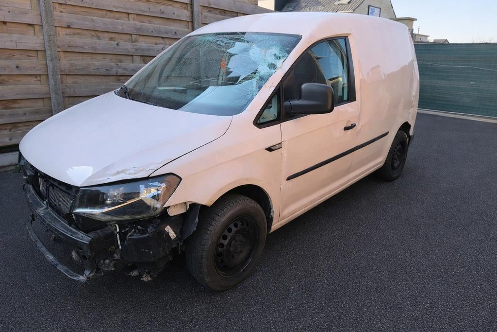 VW caddy 2tdi utilitaire accidenté euro6 2019, Autos, Camionnettes & Utilitaires, Particulier, Volkswagen, Diesel, Euro 6, Enlèvement