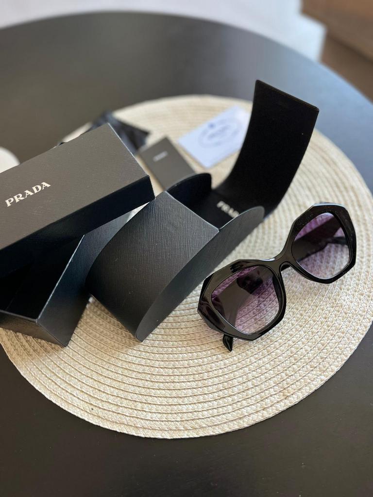 Prada Dames - PR16WS cateye, Handtassen en Accessoires, Ophalen of Verzenden, Zo goed als nieuw, Prada