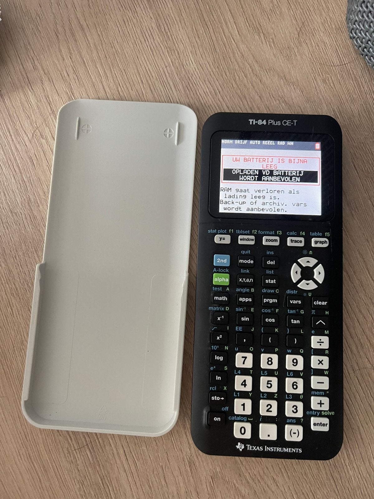 Texas Instruments TI-84 Plus CE-T Grafische Rekenmachine, Divers, Calculatrices, Enlèvement, Calculatrices graphique, Comme neuf