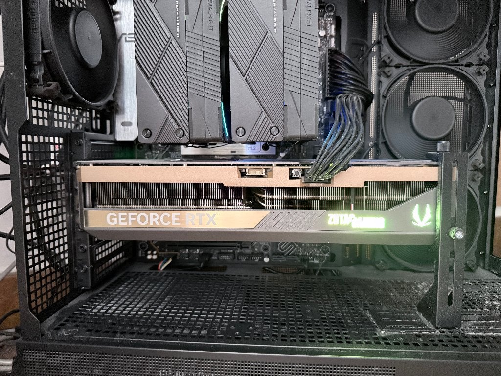 Zotac Geforce RTX 5090 32GB, Computers en Software, Videokaarten, Ophalen, GDDR6, Zo goed als nieuw, HDMI