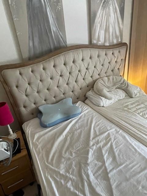 Bedkader + lattenbodems elektrisch verstelbaar, Huis en Inrichting, Slaapkamer | Bedden, Beige, Tweepersoons, 180 cm, 200 cm