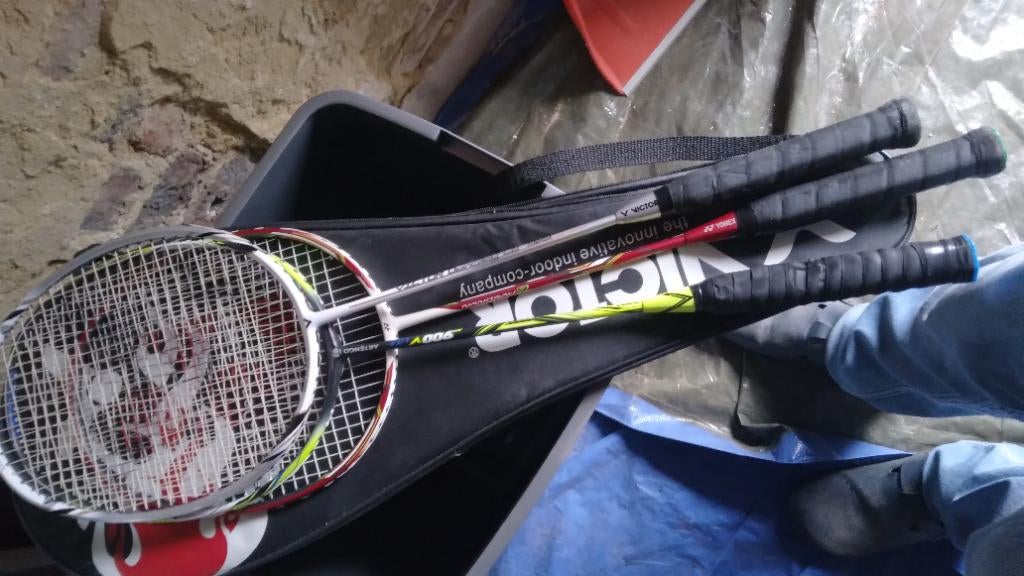 3 raquettes de badminton, Sports & Fitness, Enlèvement, Raquette(s)