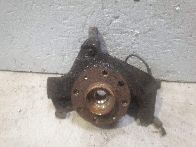 MOYEU DE ROUE AVANT DROIT Opel Corsa D (01-2006/12-2014), Autos : Pièces & Accessoires, Opel, Opel Automobile GmbH, Utilisé, Kontakt-opel@opel.com
