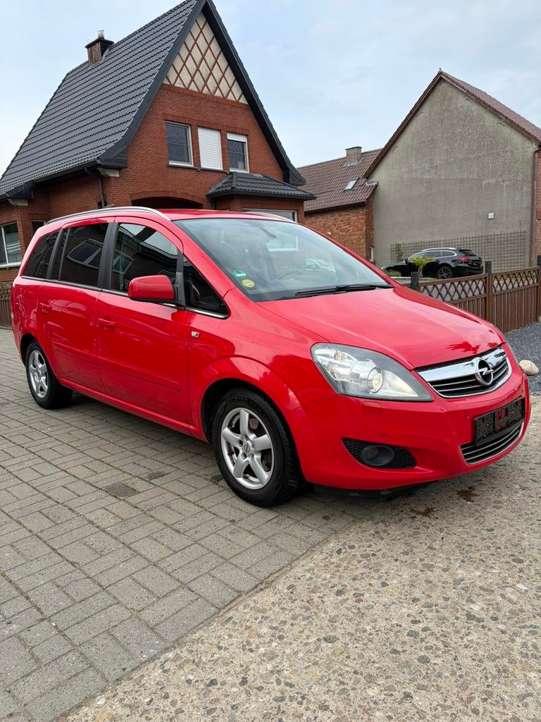Opel Zafira 1.8 benzine 7 plaats euro, Auto's, Euro 5, 7 zetels, Bedrijf, 5 deurs